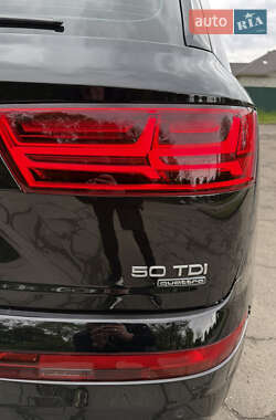 Внедорожник / Кроссовер Audi Q7 2019 в 
