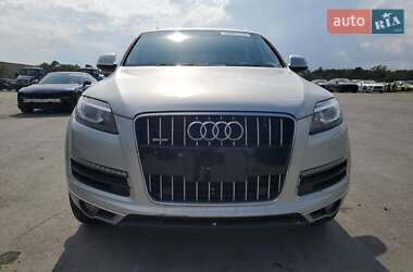 Внедорожник / Кроссовер Audi Q7 2015 в 