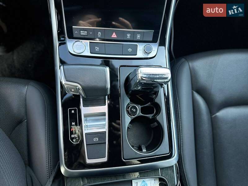 Внедорожник / Кроссовер Audi Q7 2020 в Умани