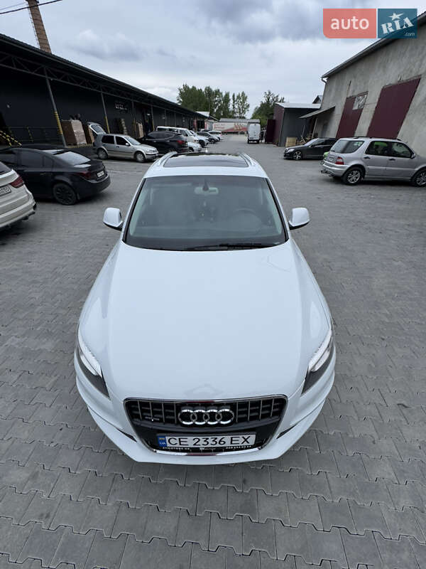 Внедорожник / Кроссовер Audi Q7 2013 в Черновцах