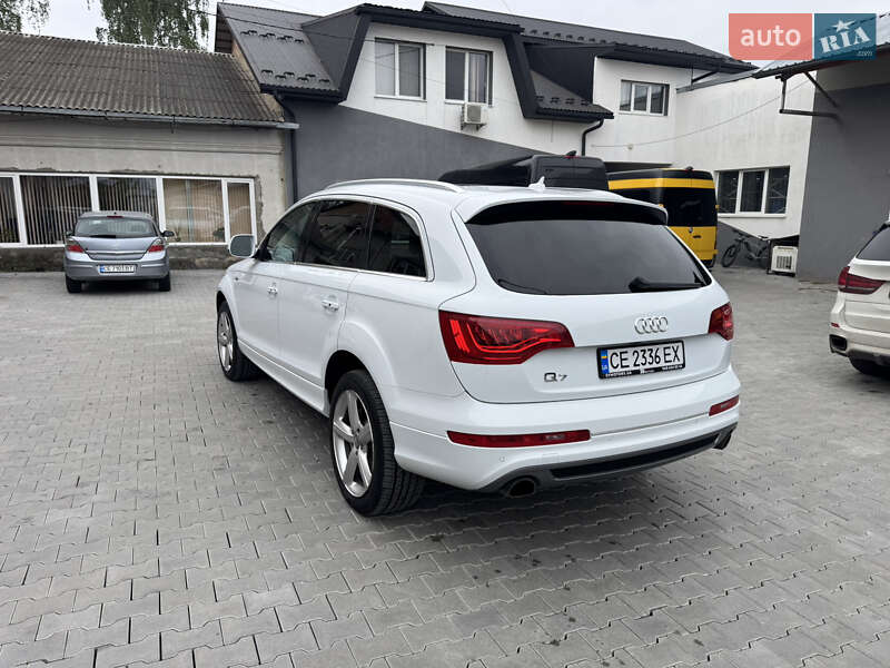 Внедорожник / Кроссовер Audi Q7 2013 в Черновцах