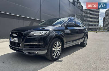 Внедорожник / Кроссовер Audi Q7 2012 в 