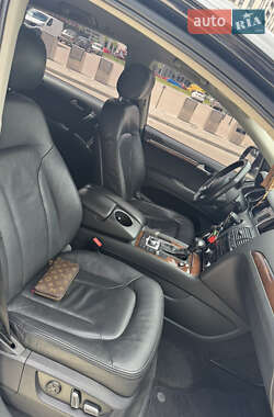 Внедорожник / Кроссовер Audi Q7 2012 в 