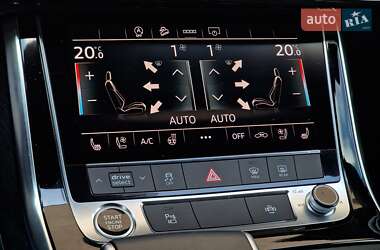 Позашляховик / Кросовер Audi Q7 2021 в 
