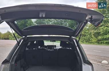 Позашляховик / Кросовер Audi Q7 2016 в 
