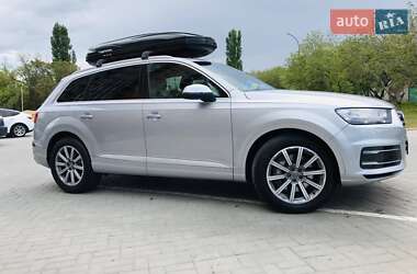 Внедорожник / Кроссовер Audi Q7 2018 в 