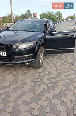 Внедорожник / Кроссовер Audi Q7 2008 в 