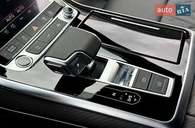 Позашляховик / Кросовер Audi Q7 2025 в 
