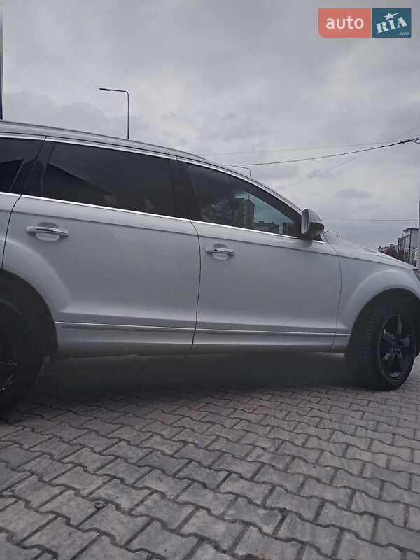 Внедорожник / Кроссовер Audi Q7 2013 в Тернополе