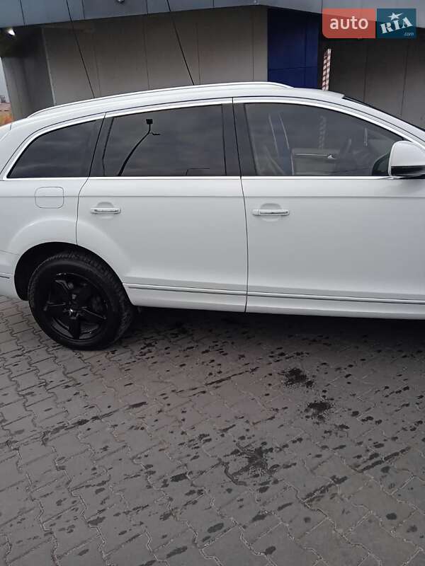 Внедорожник / Кроссовер Audi Q7 2013 в Тернополе