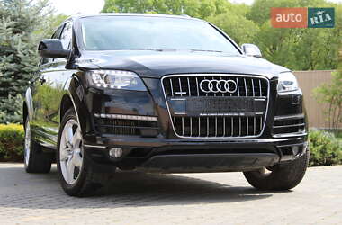 Позашляховик / Кросовер Audi Q7 2014 в Рівному