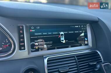 Позашляховик / Кросовер Audi Q7 2014 в 