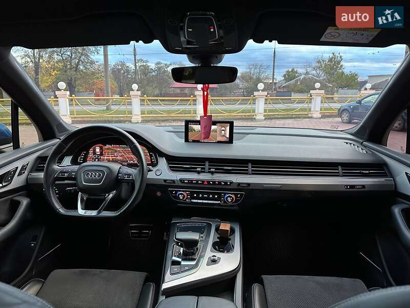 Внедорожник / Кроссовер Audi Q7 2016 в Харькове