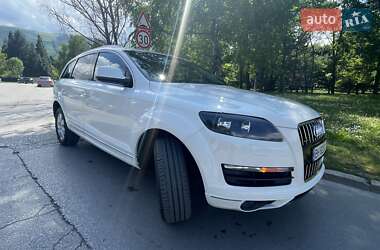Внедорожник / Кроссовер Audi Q7 2014 в 