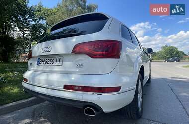 Внедорожник / Кроссовер Audi Q7 2014 в 