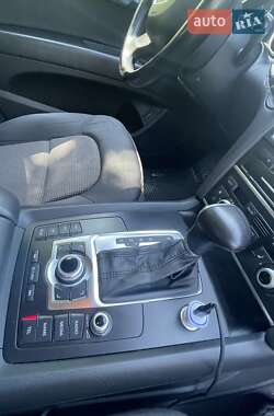Внедорожник / Кроссовер Audi Q7 2014 в 