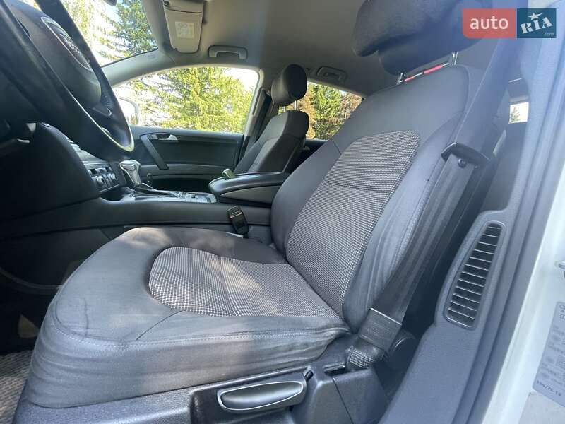 Позашляховик / Кросовер Audi Q7 2014 в Одесі