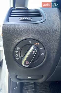 Внедорожник / Кроссовер Audi Q7 2014 в 