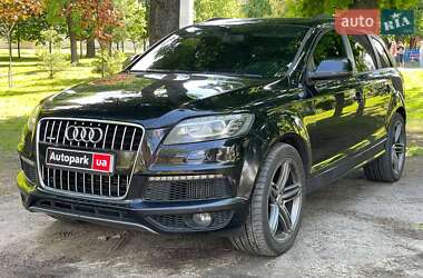 Позашляховик / Кросовер Audi Q7 2013 в Києві