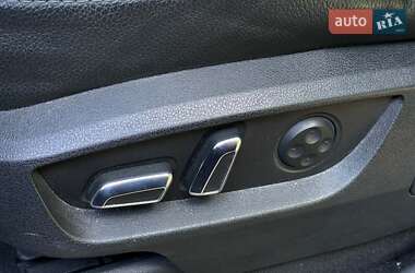 Внедорожник / Кроссовер Audi Q7 2013 в 
