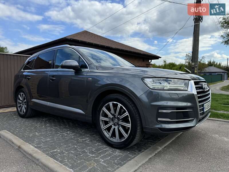 Позашляховик / Кросовер Audi Q7 2018 в Києві фото 4 Позашляховик / Кросовер Audi Q7 2018 в Києві