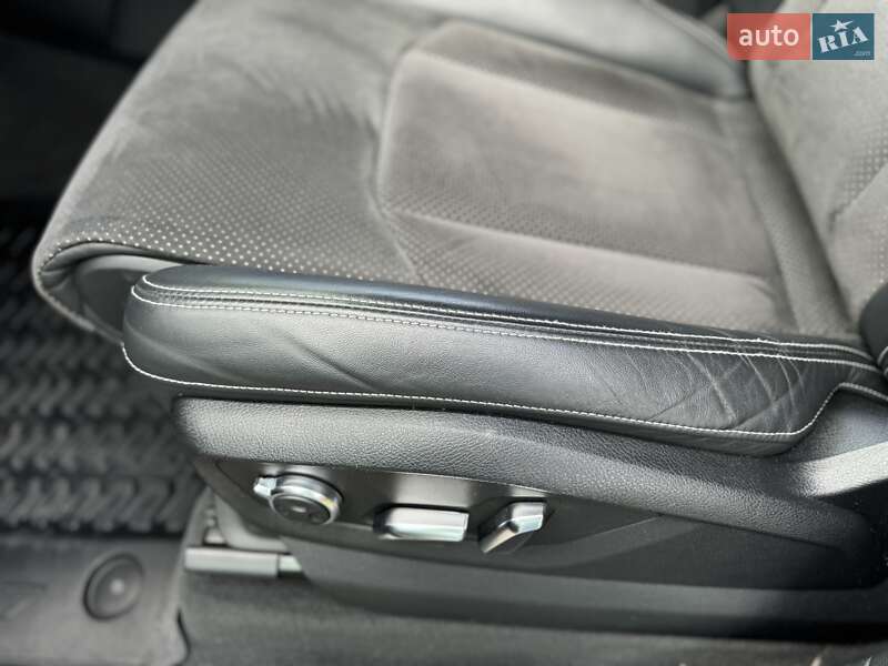 Позашляховик / Кросовер Audi Q7 2018 в Києві фото 40 Позашляховик / Кросовер Audi Q7 2018 в Києві