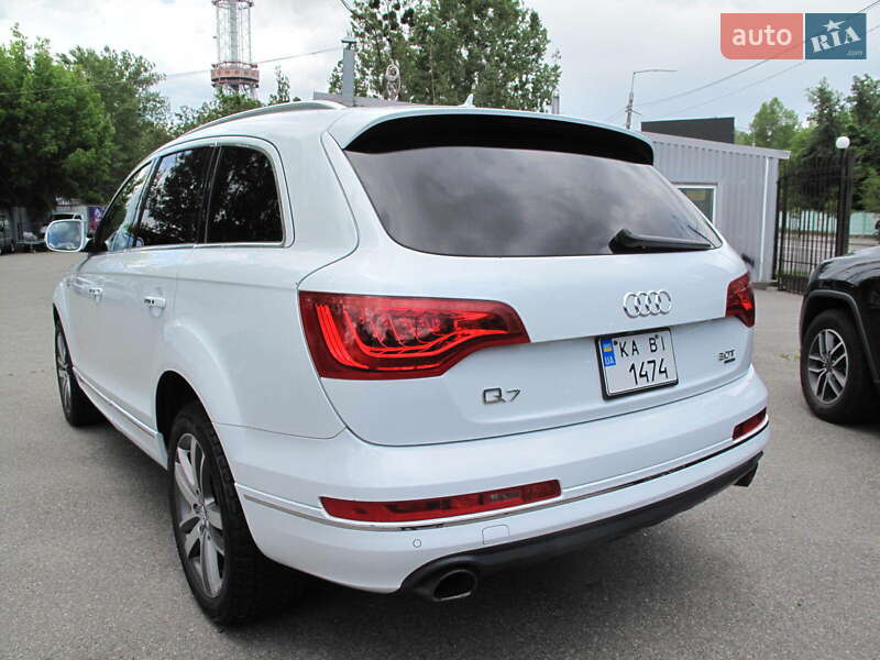 Позашляховик / Кросовер Audi Q7 2014 в Києві