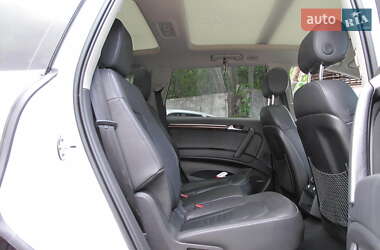 Внедорожник / Кроссовер Audi Q7 2014 в 