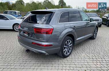 Внедорожник / Кроссовер Audi Q7 2016 в 
