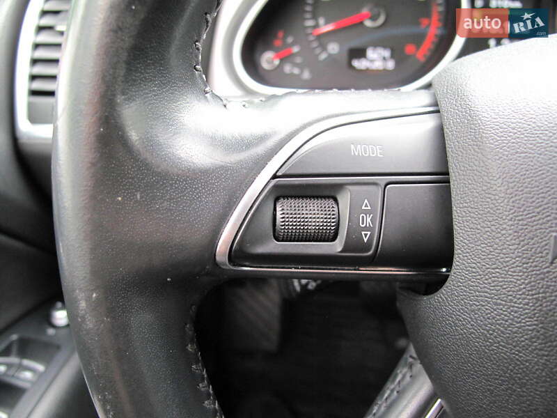 Внедорожник / Кроссовер Audi Q7 2014 в Киеве