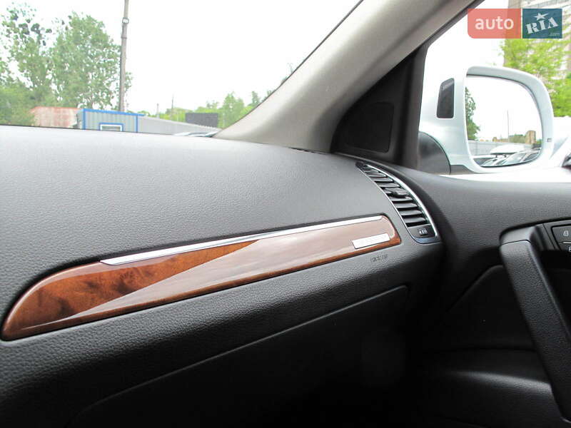 Внедорожник / Кроссовер Audi Q7 2014 в Киеве