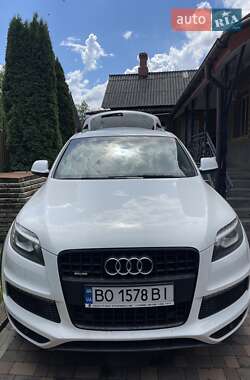 Внедорожник / Кроссовер Audi Q7 2011 в Черновцах