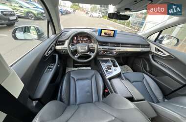 Внедорожник / Кроссовер Audi Q7 2018 в 