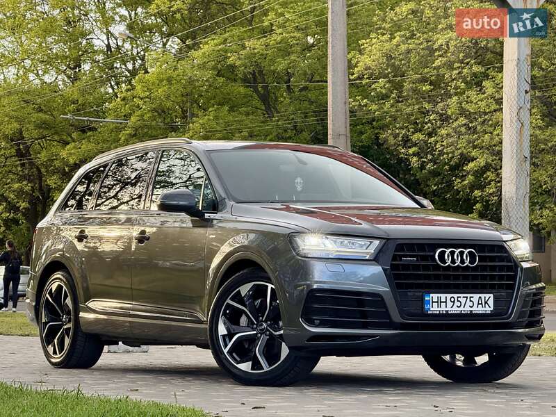 Позашляховик / Кросовер Audi Q7 2018 в Одесі