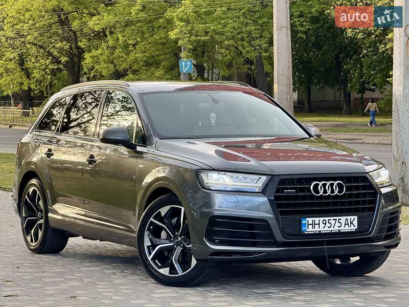 Позашляховик / Кросовер Audi Q7 2018 в Одесі