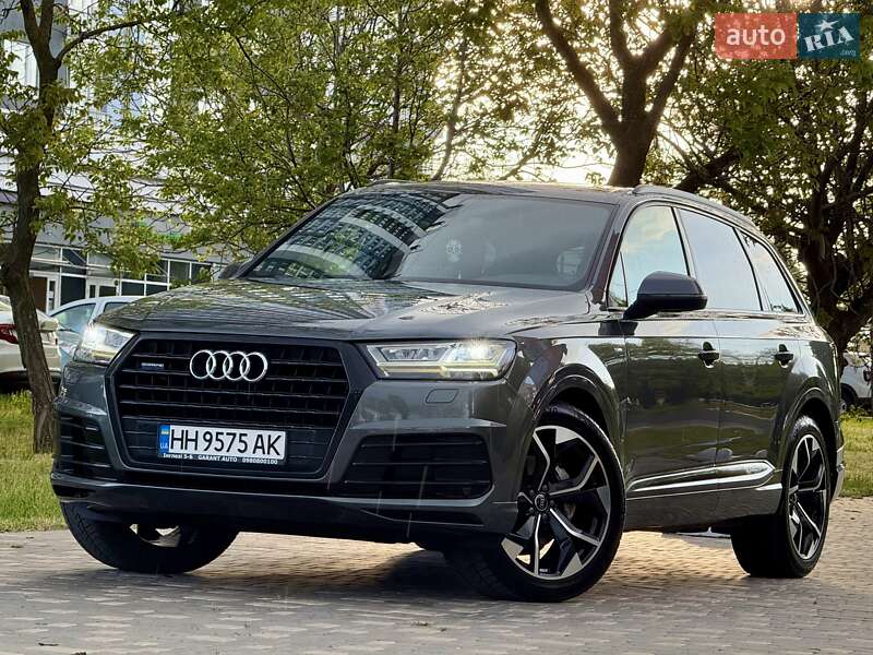Позашляховик / Кросовер Audi Q7 2018 в Одесі