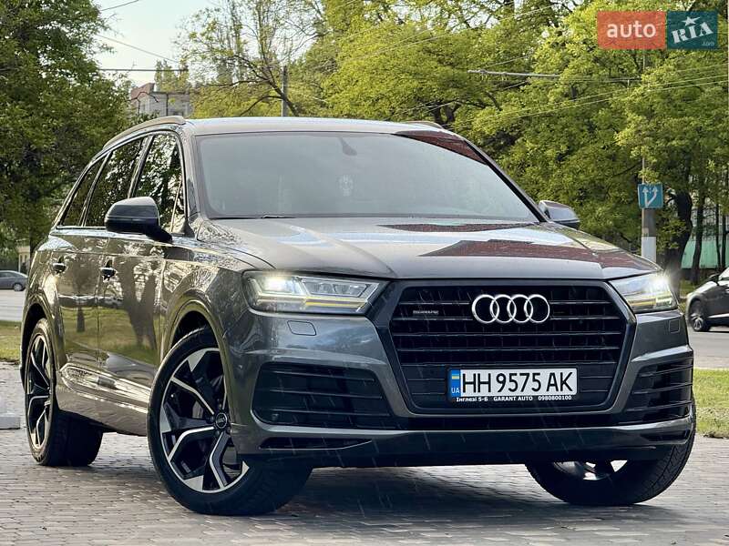Позашляховик / Кросовер Audi Q7 2018 в Одесі