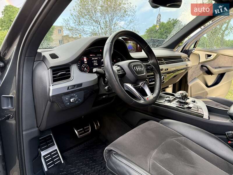 Позашляховик / Кросовер Audi Q7 2018 в Одесі