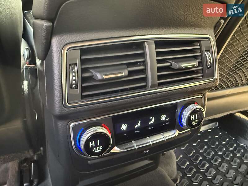 Позашляховик / Кросовер Audi Q7 2018 в Одесі