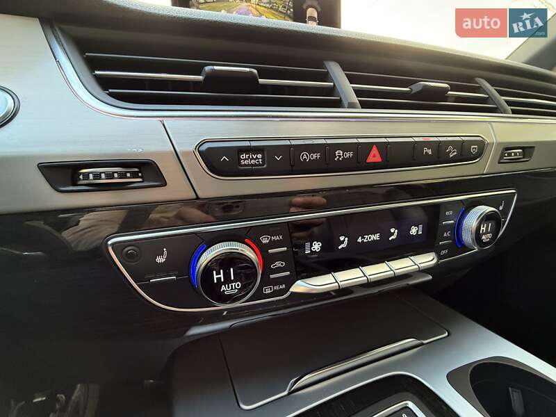 Позашляховик / Кросовер Audi Q7 2018 в Одесі