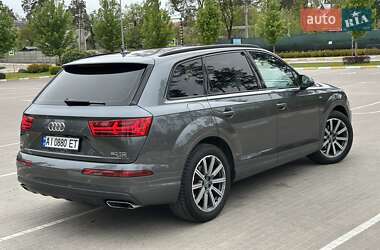Внедорожник / Кроссовер Audi Q7 2018 в 