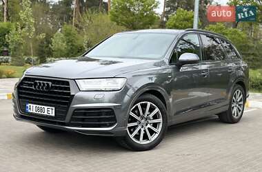 Внедорожник / Кроссовер Audi Q7 2018 в 