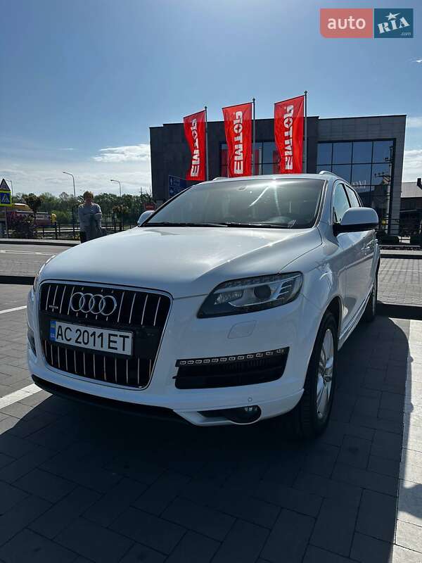 Внедорожник / Кроссовер Audi Q7 2011 в Луцке