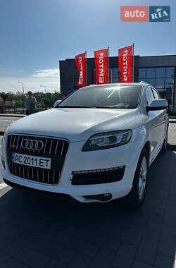 Внедорожник / Кроссовер Audi Q7 2011 в 