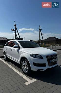Позашляховик / Кросовер Audi Q7 2011 в Луцьку