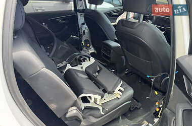 Внедорожник / Кроссовер Audi Q7 2021 в 