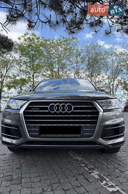 Позашляховик / Кросовер Audi Q7 2015 в Одесі