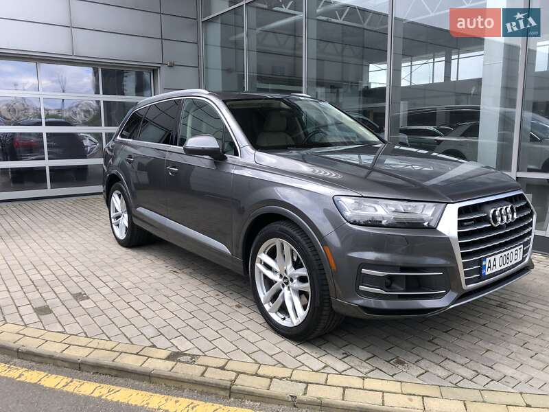 Внедорожник / Кроссовер Audi Q7 2018 в Киеве