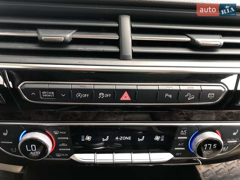 Внедорожник / Кроссовер Audi Q7 2018 в Киеве