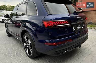 Внедорожник / Кроссовер Audi Q7 2020 в 